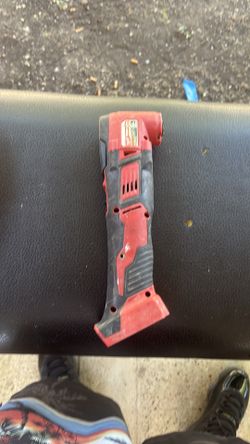 Milwaukee M18 18V Cordless Oscillating Multi-Tool