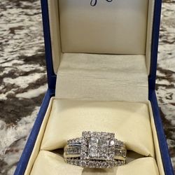 Natural (not lab grown) Diamond Wedding Ring