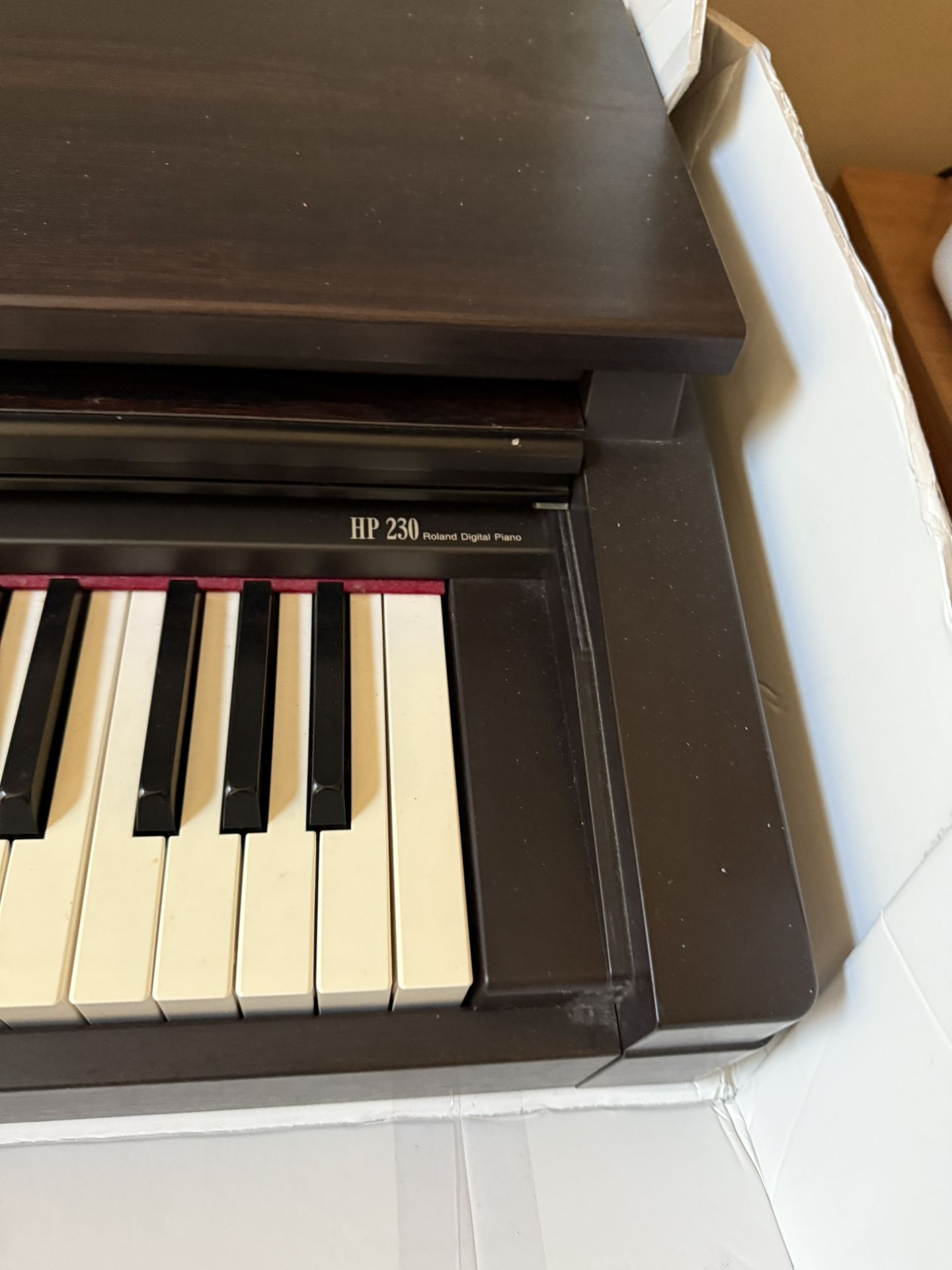 Roland HP230 Digital Piano
