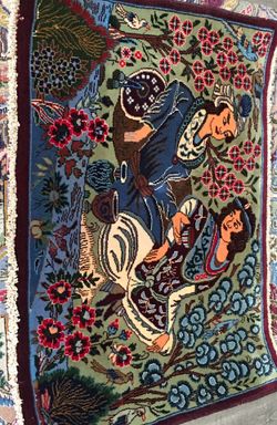 So beautiful Antique Persian handmade rug
