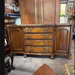 Antique marble top beautiful Buffet Cabinet we also have delivery service 🚚
