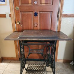 Antique Singer Sewing Machine Treadle and Top