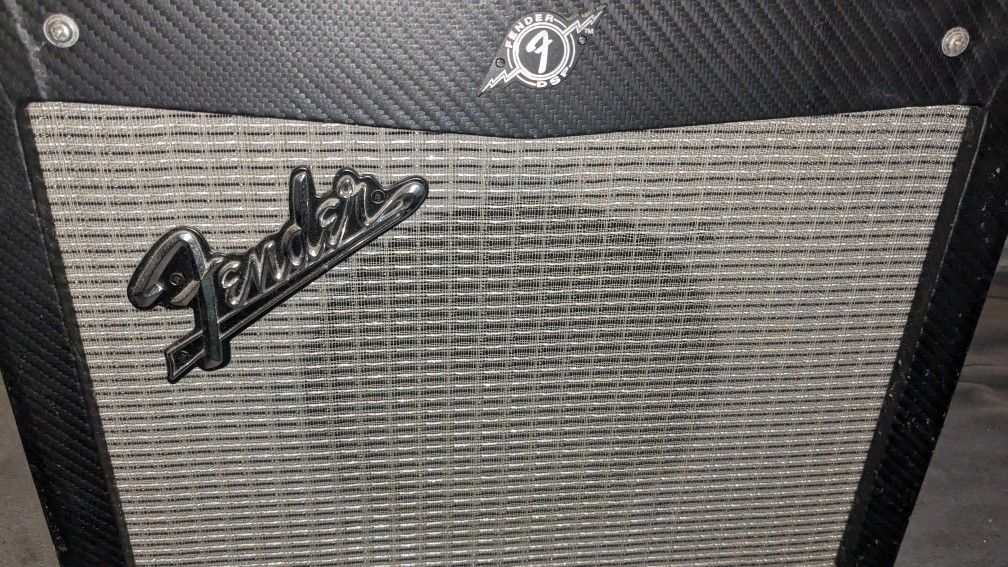 Fender Mustang I•20-Watt•1x8-Speaker•Guitar Combo Amplifier 