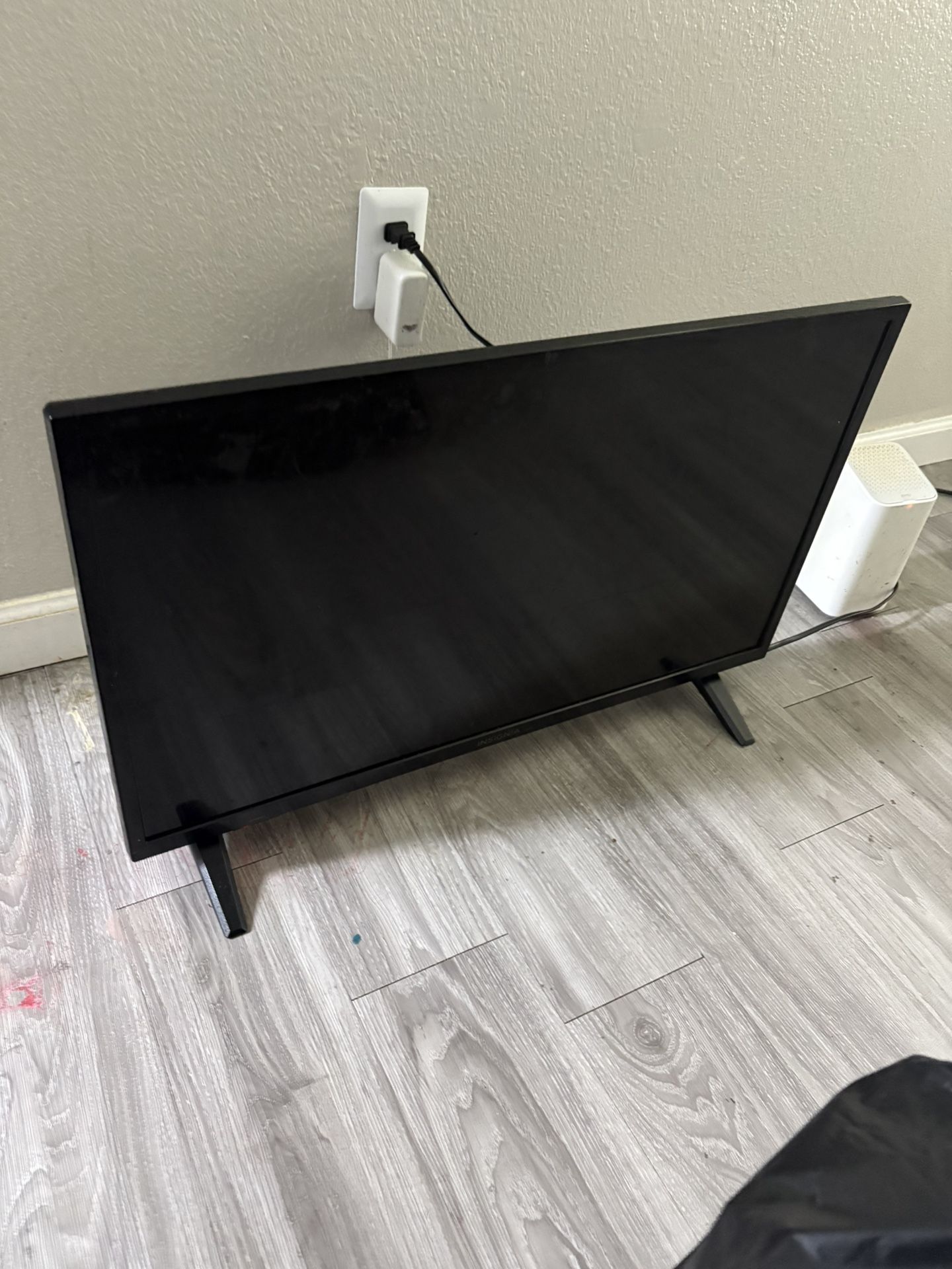 Ingsignia Tv 32?incb Smart Tv