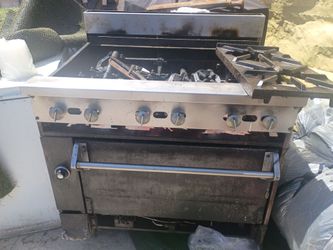 Used commercial restaurant kitchen stove/grill