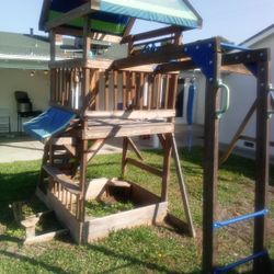 SWING SET FOR SALE 