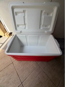 IGLOO Brand Cooler! Made in USA
