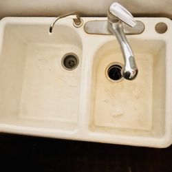 FREE 33 X 22 Kitchen Sink