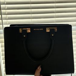 michael kors purse 