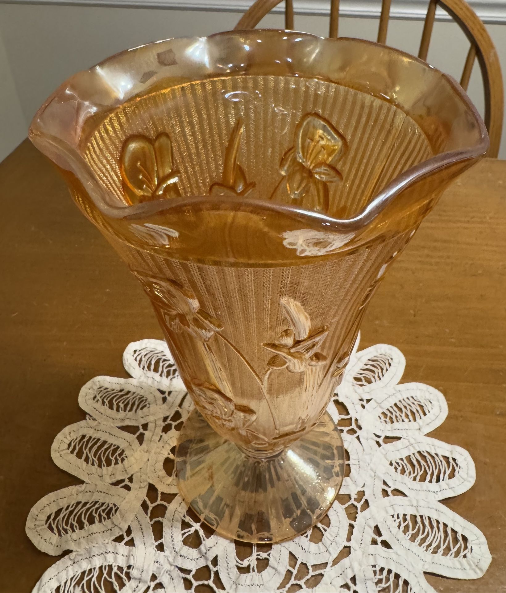 Vintage Jeanette Herringbone And Iris Marigold Carnival Glass Vase