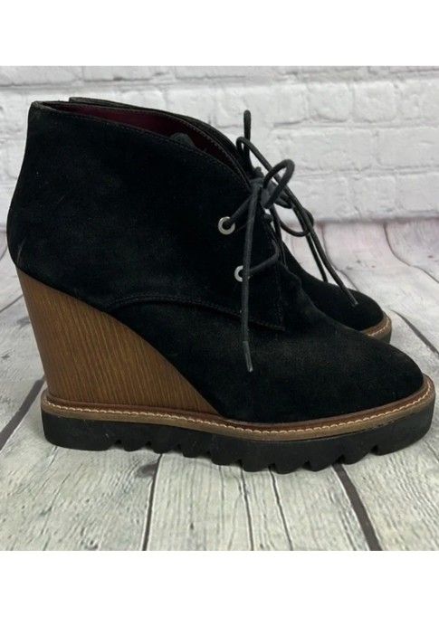 Bcbg Generation Nariska Black Suede Wedge Booties |