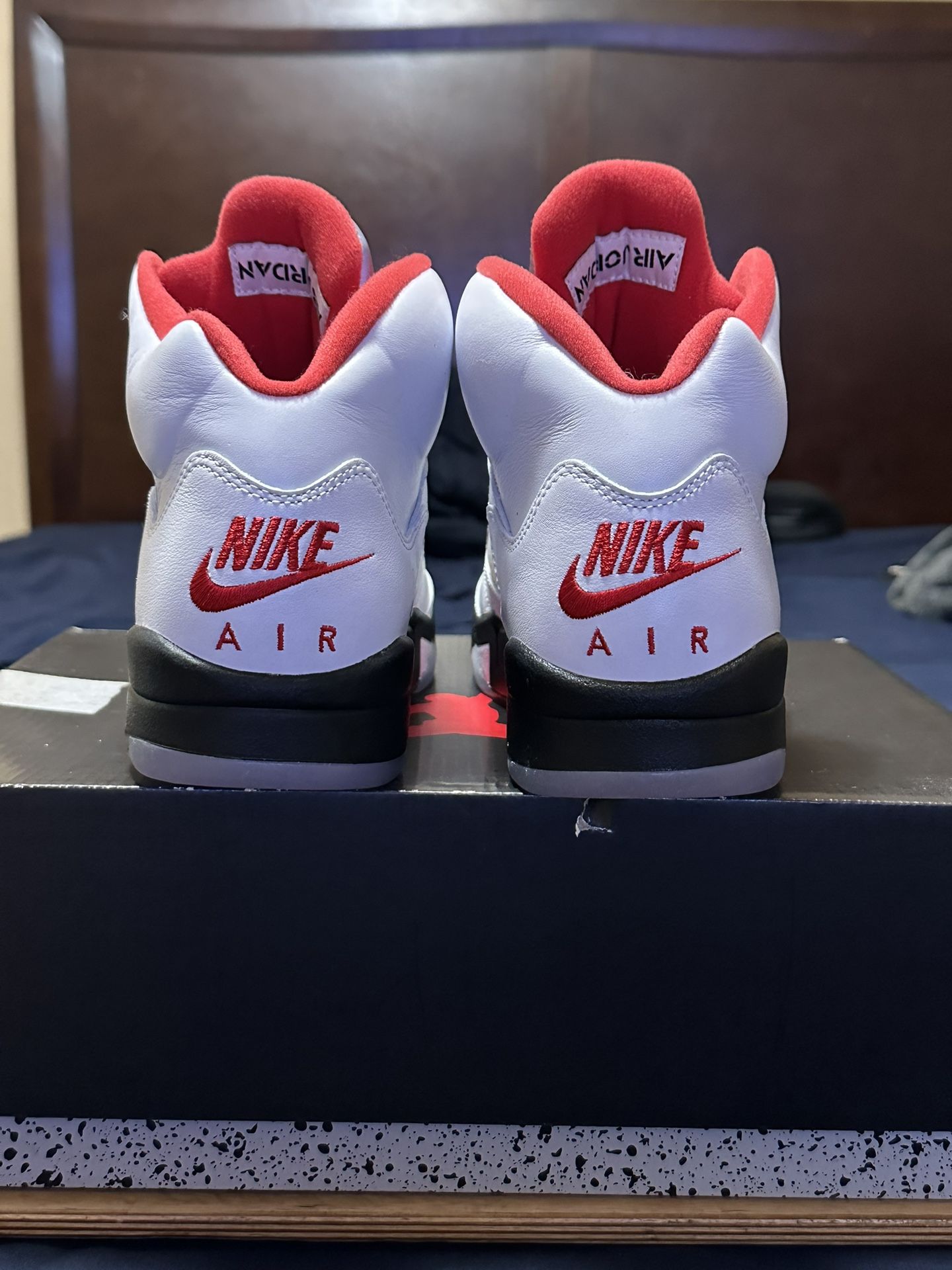 Size: 8.5, Jordan 5 Fire Red 2020