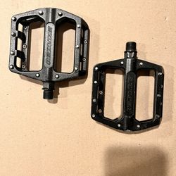 Redline 9/16th Platform BMX Pedals.