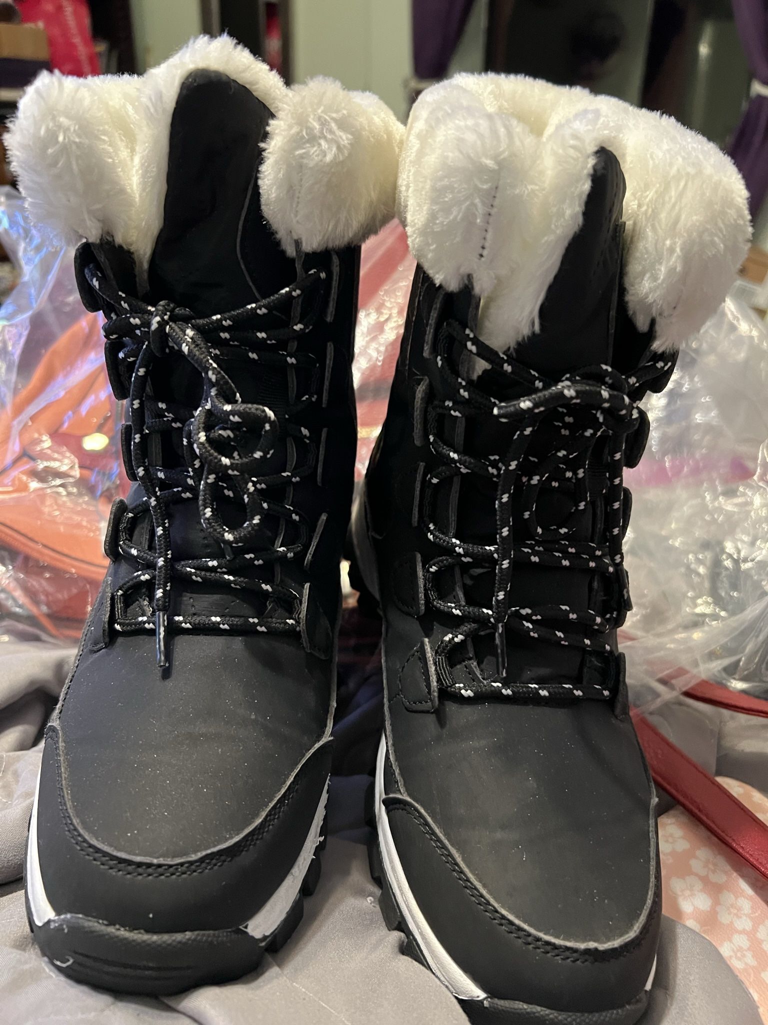 Untitled Winter Boots Black With White Faux Fur
