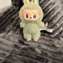 Authentic Popmart Exciting Macaron Labubu Green 