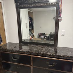 3 dresser set with mirror
