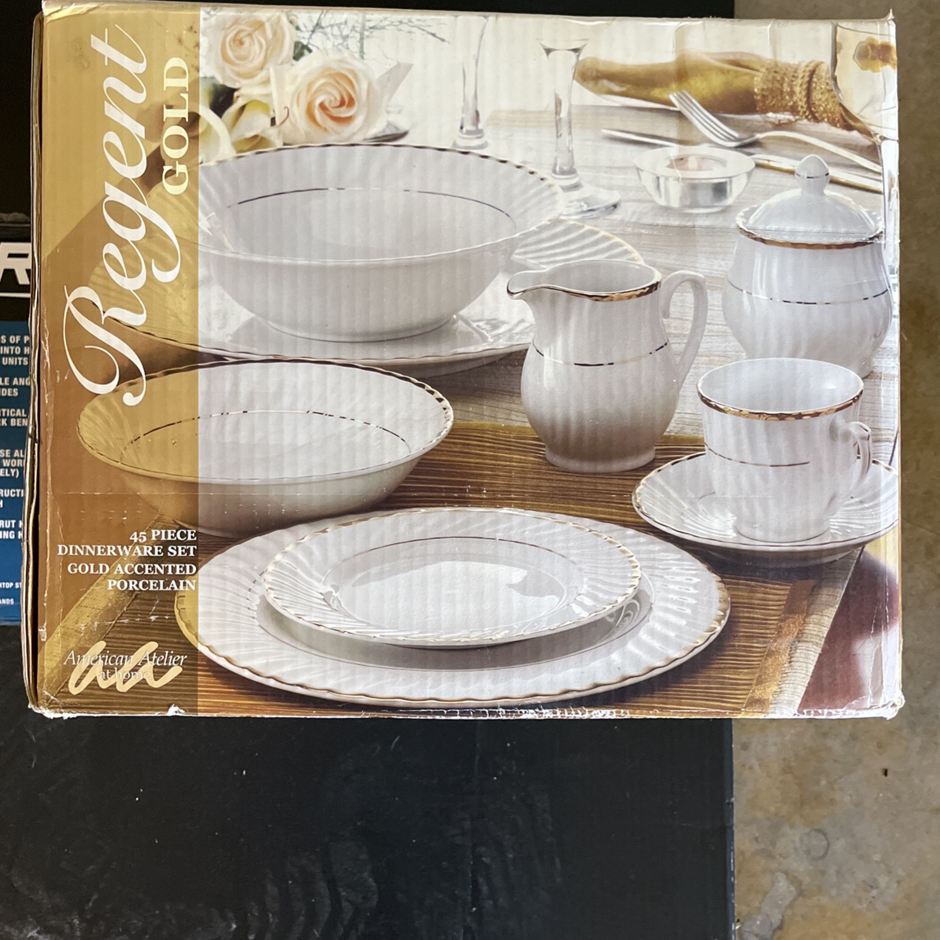 Porcelain Dinnerware Set