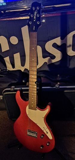 Line 6 Variax Electric Guitar & Case