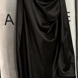Small Slit Black Dress