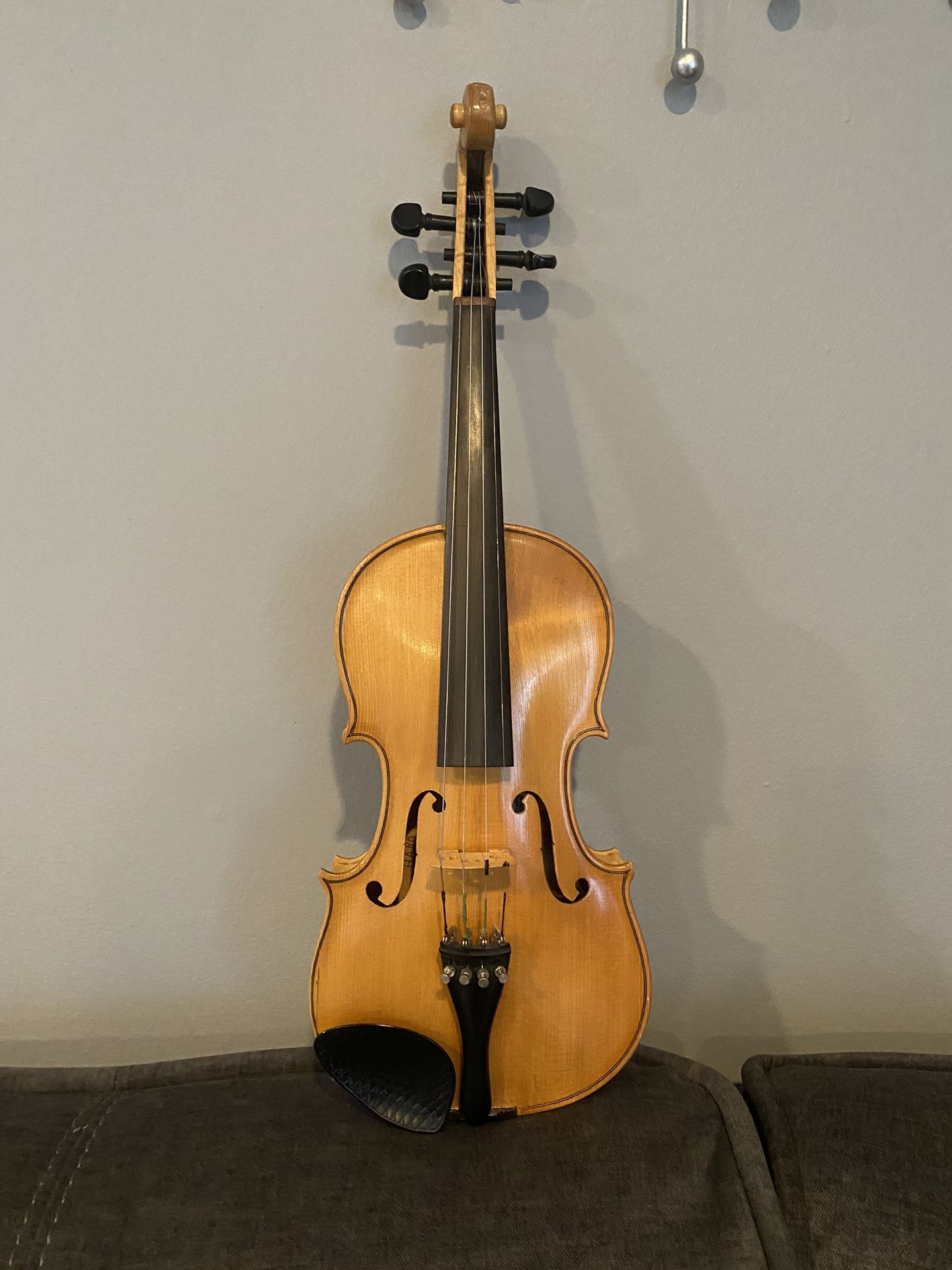 HAND MADE FULL SIZE VIOLIN