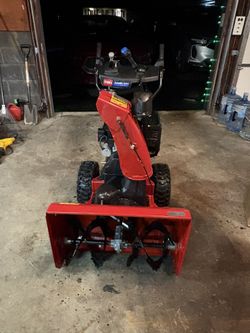 Toro Power Max 826 OAE Two-Stage Gas Powered Electric Start Snowblower (26 inch)  