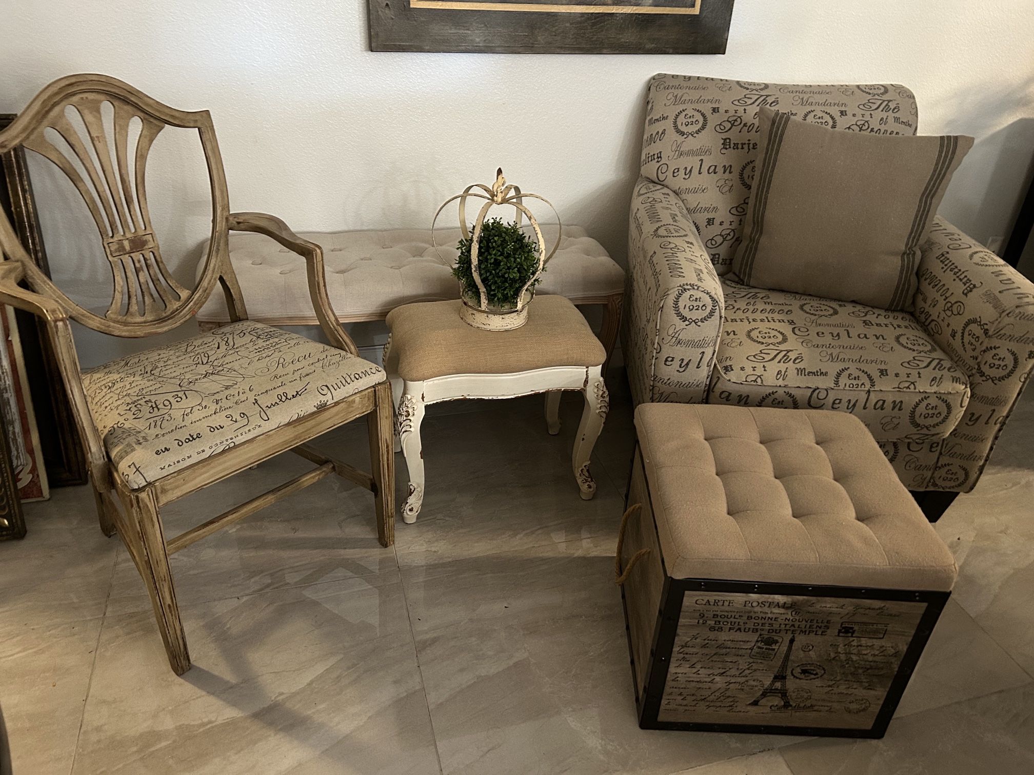 French Style Accent Furniture Set