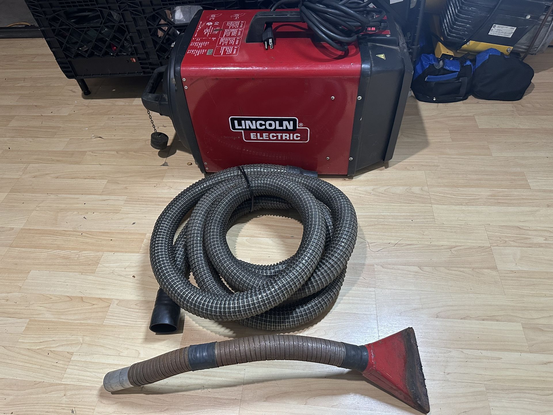 Lincoln 110v Fume Extractor Small / Portable 