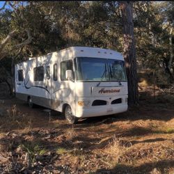 RV -For sale: 2004 - Hurricane- Ford V10- 32feet