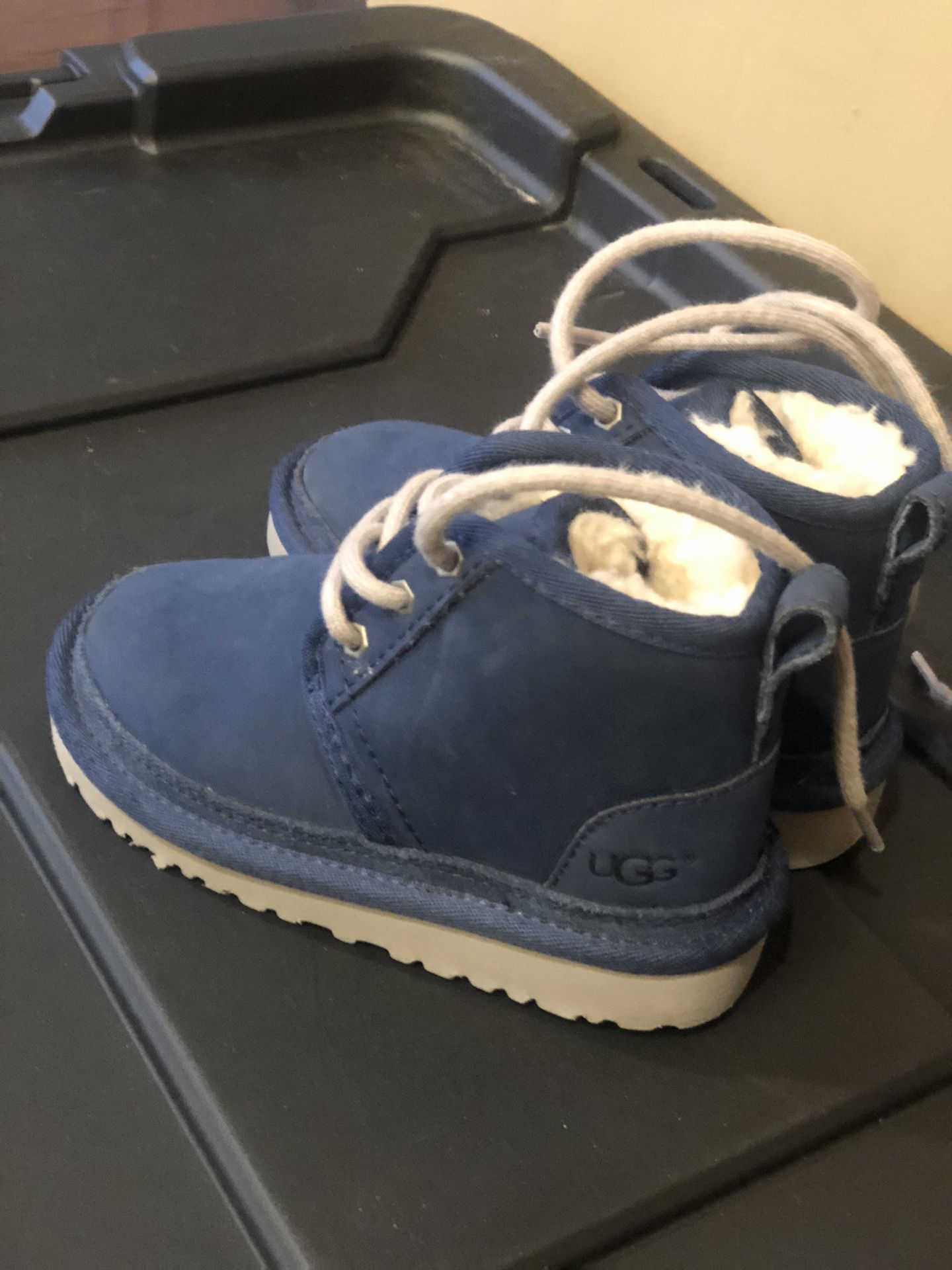 Ugg boots size 8c