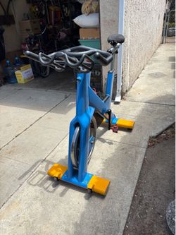 Star Trac spin bike