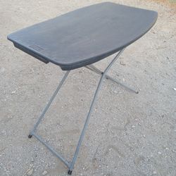 Folding Table 