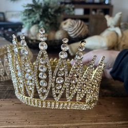 Gold Crown