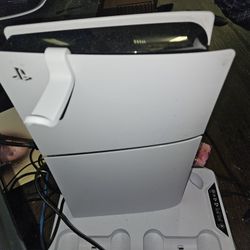 Ps5 Digital With 2 Controllers (no Disk Drive) 