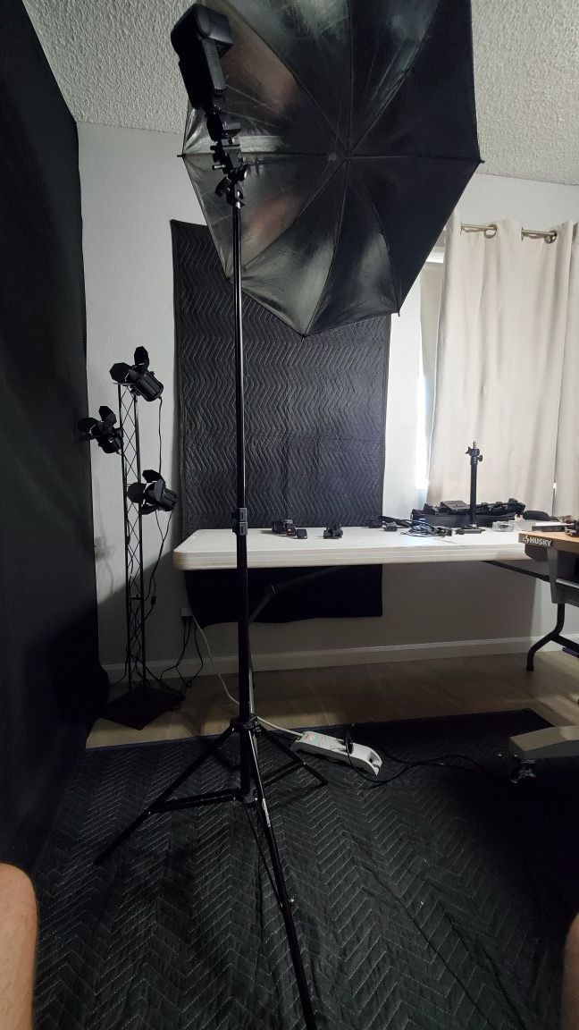 Photography flash studio set up X 2