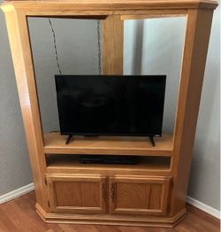 Entertainment Center & Vizio TV