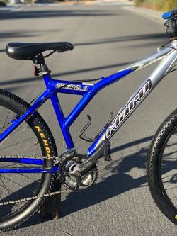 Haro Escape 8.1 24-Speed 26” Mountain Bike for Sale in Perris, CA