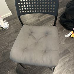 Chair-Free