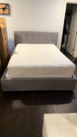 Queen size bedroom set