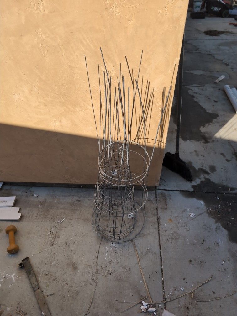 Tomato Cage