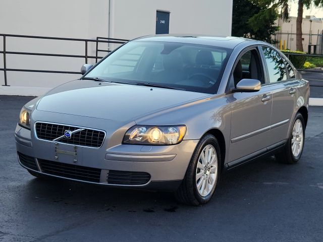 2005 Volvo S40