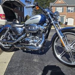 NEW 05 Sportster 1200 Custom 