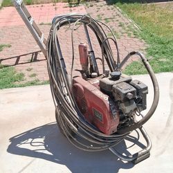 4900 Titan Spray Painter