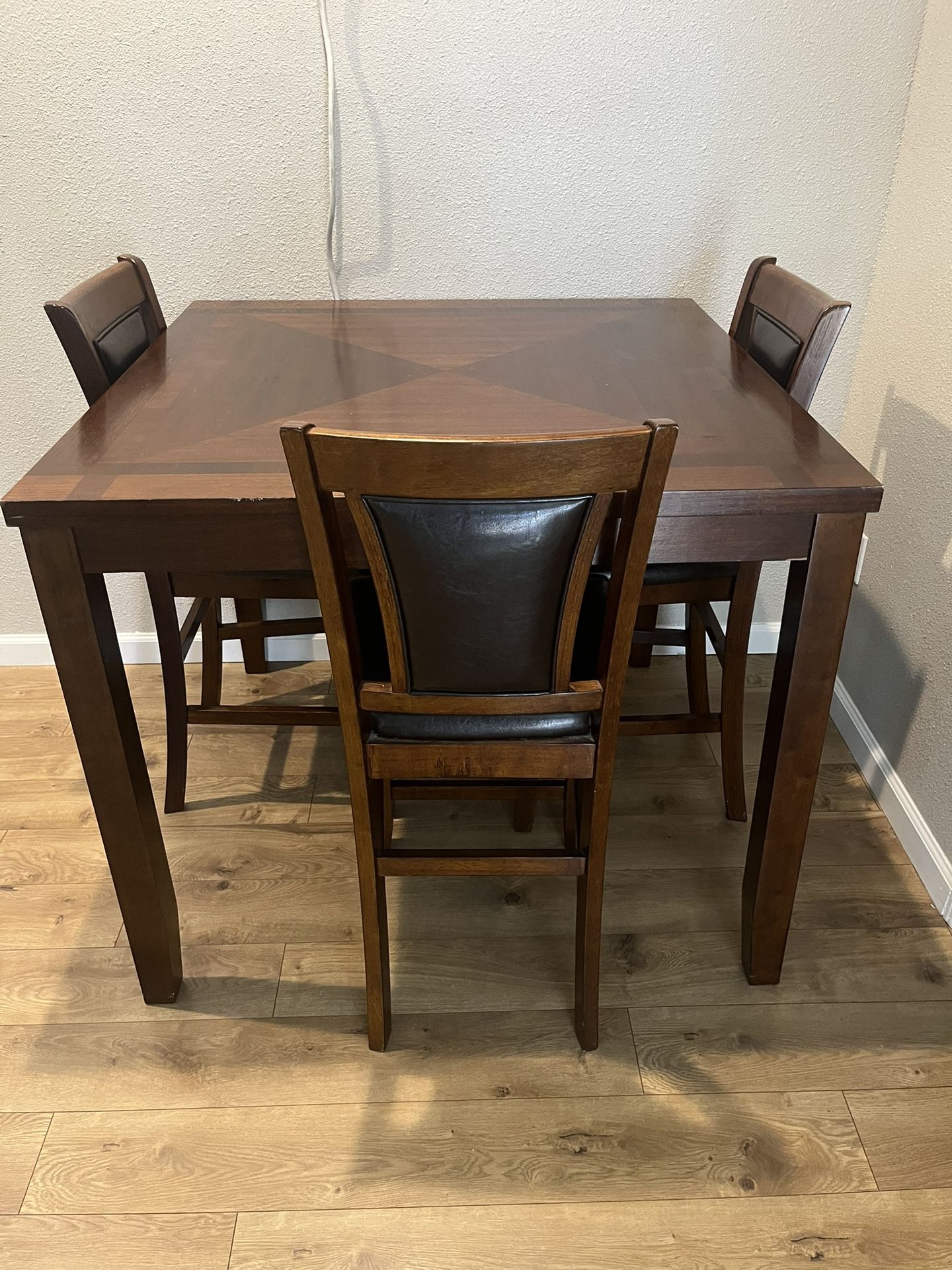 Dining Table With 4 Chairs