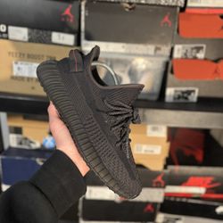Yeezy 350 Non Reflective Size 9 $220 