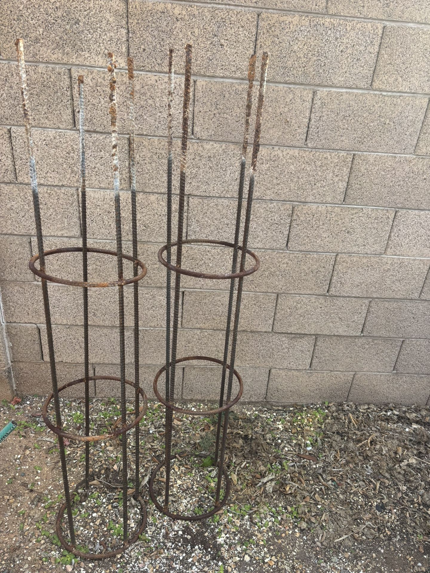 Heavy Duty Tomato Cages, Composter. Propane Tank