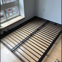 Full size box spring (4” height)
