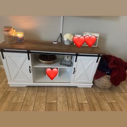 Farmhouse Tv Stand 60”