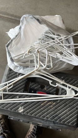 Hangers- plastic clothes hangers