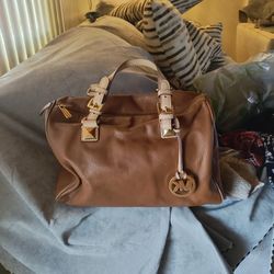 Michael Kors  Leather Grayson Boston Bag ! 