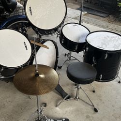 Drum Set 